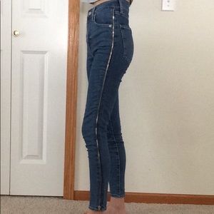 Levi’s Mile High Ankle Zip Jeans